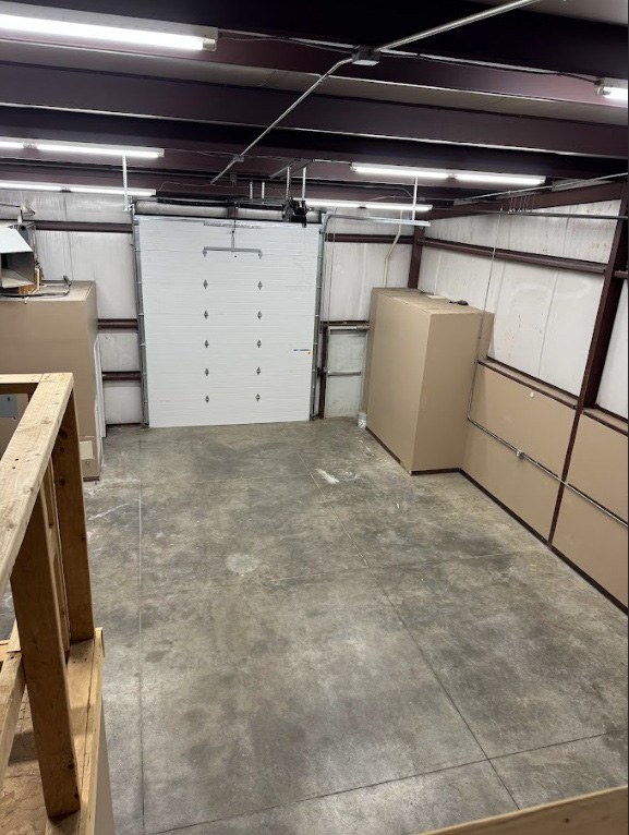 Contractor Bay & Office Space