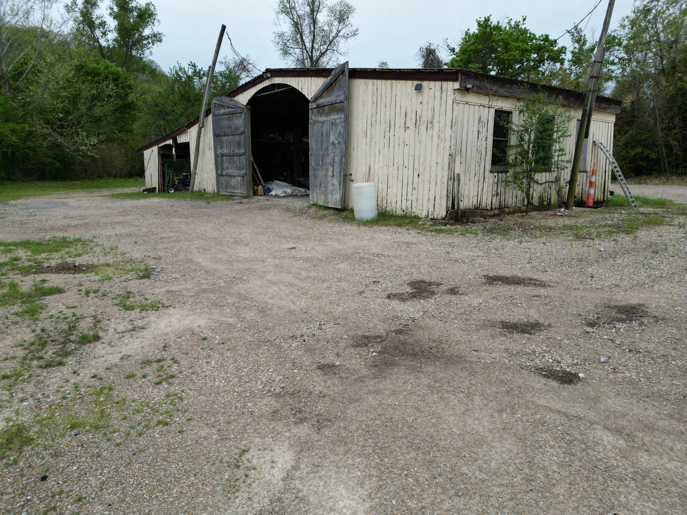 IOS For Sale/Lease - Wildwood, MO — Exterior